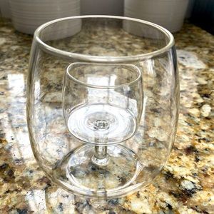 Set of two Wine Glass with built in decanter